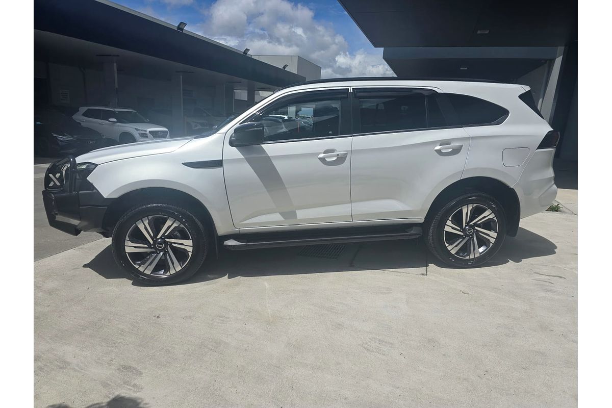 2025 Isuzu MU-X LS-T