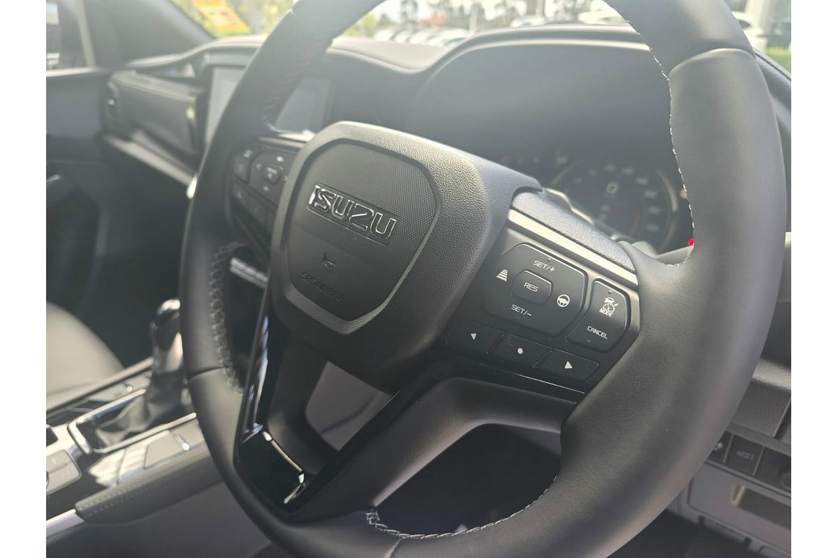 2025 Isuzu MU-X LS-T