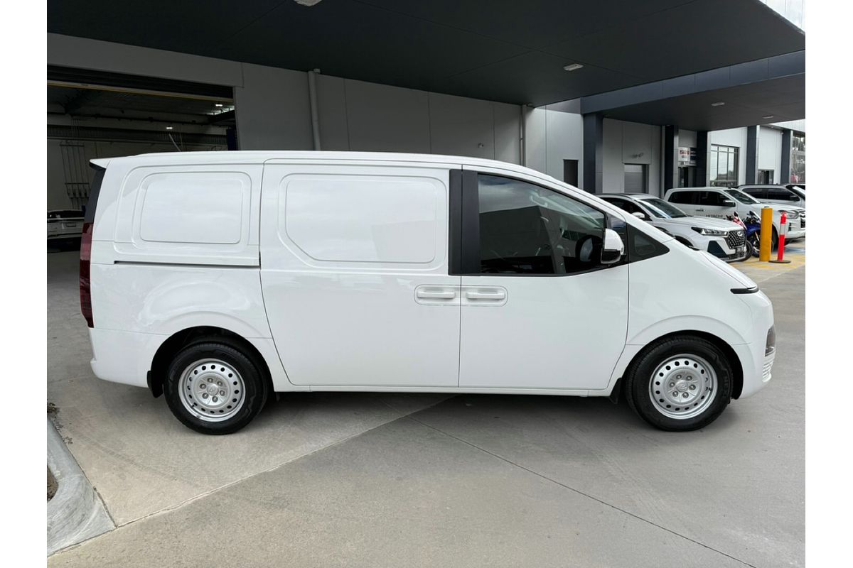 2023 Hyundai STARIA LOAD US4.V2