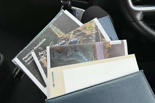 2023 Hyundai STARIA LOAD US4.V2