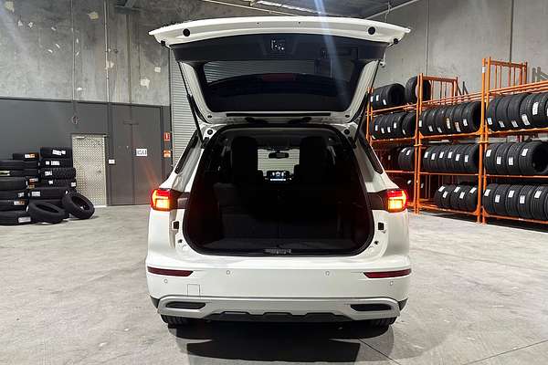 2023 Mitsubishi Outlander LS ZM