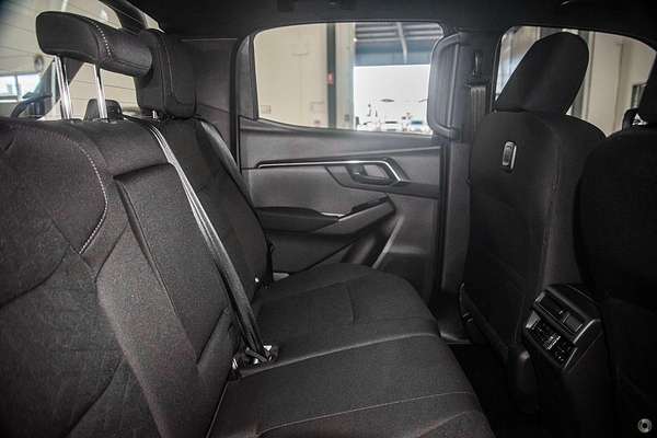 2025 Isuzu D-MAX X-RIDER 4X4