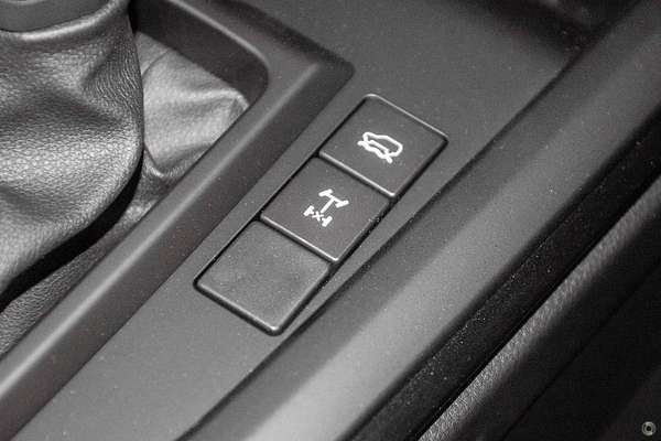 2025 Isuzu D-MAX X-RIDER 4X4