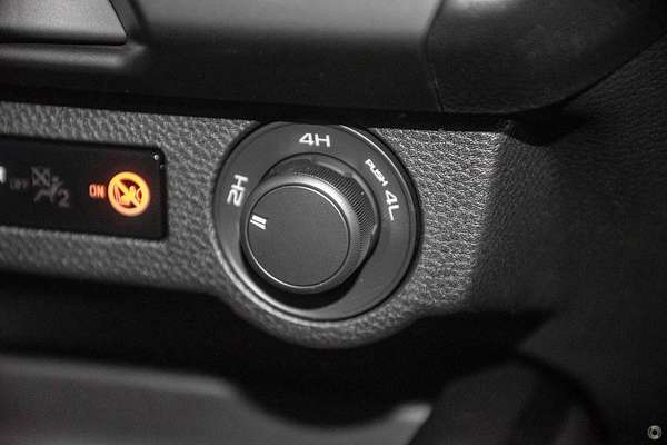 2025 Isuzu D-MAX X-RIDER 4X4