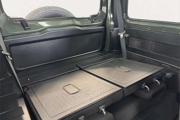 2022 Suzuki Jimny GLX GJ