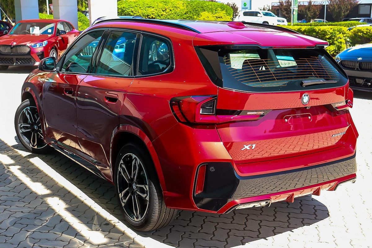 2025 BMW X1 xDrive20i M Sport U11
