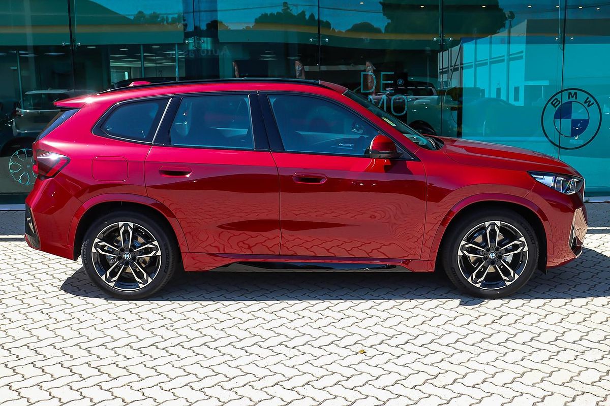 2025 BMW X1 xDrive20i M Sport U11