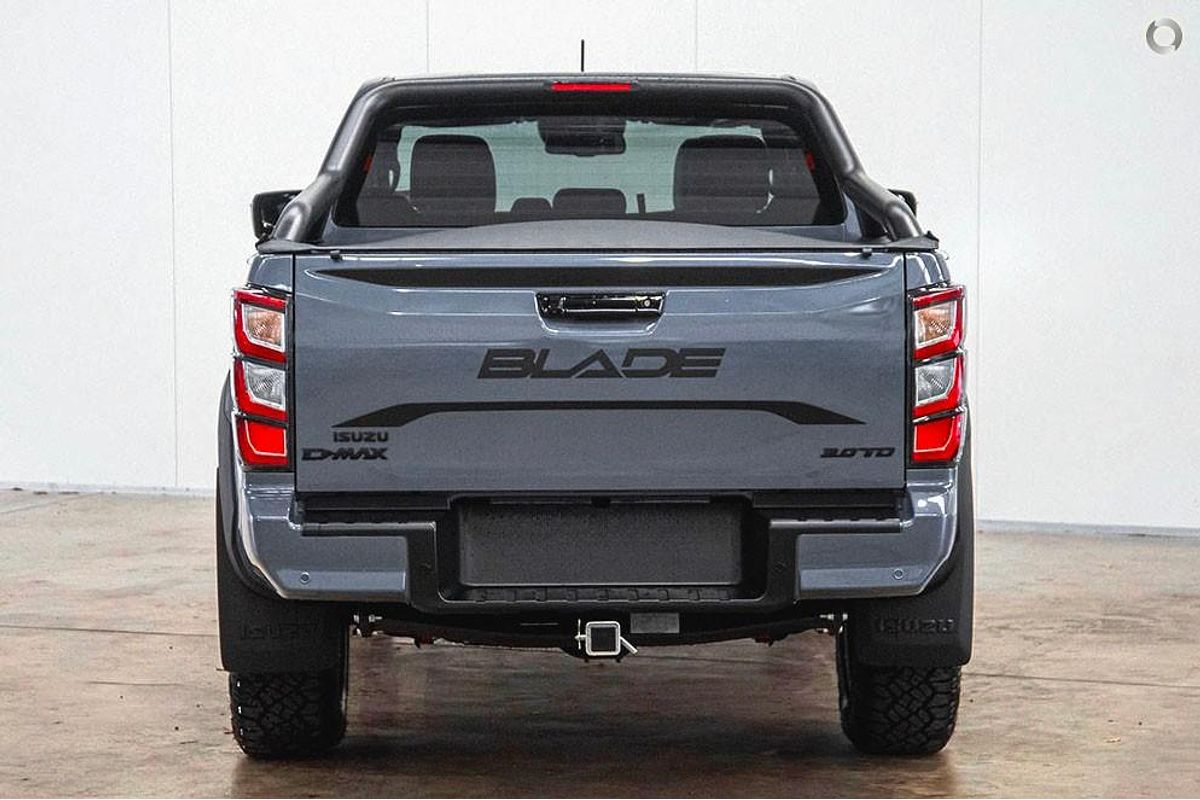 2025 Isuzu D-MAX BLADE 4X4