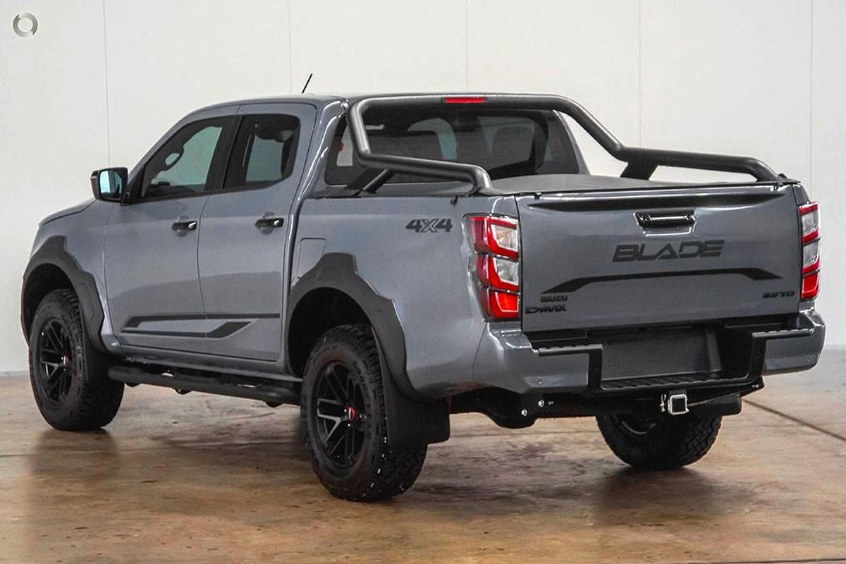 2025 Isuzu D-MAX BLADE 4X4