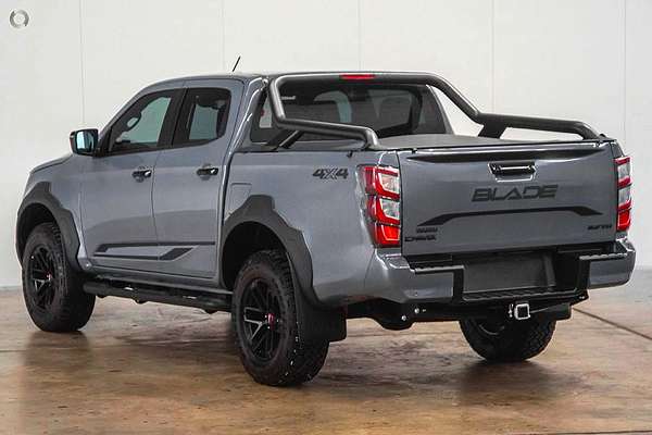 2025 Isuzu D-MAX BLADE 4X4