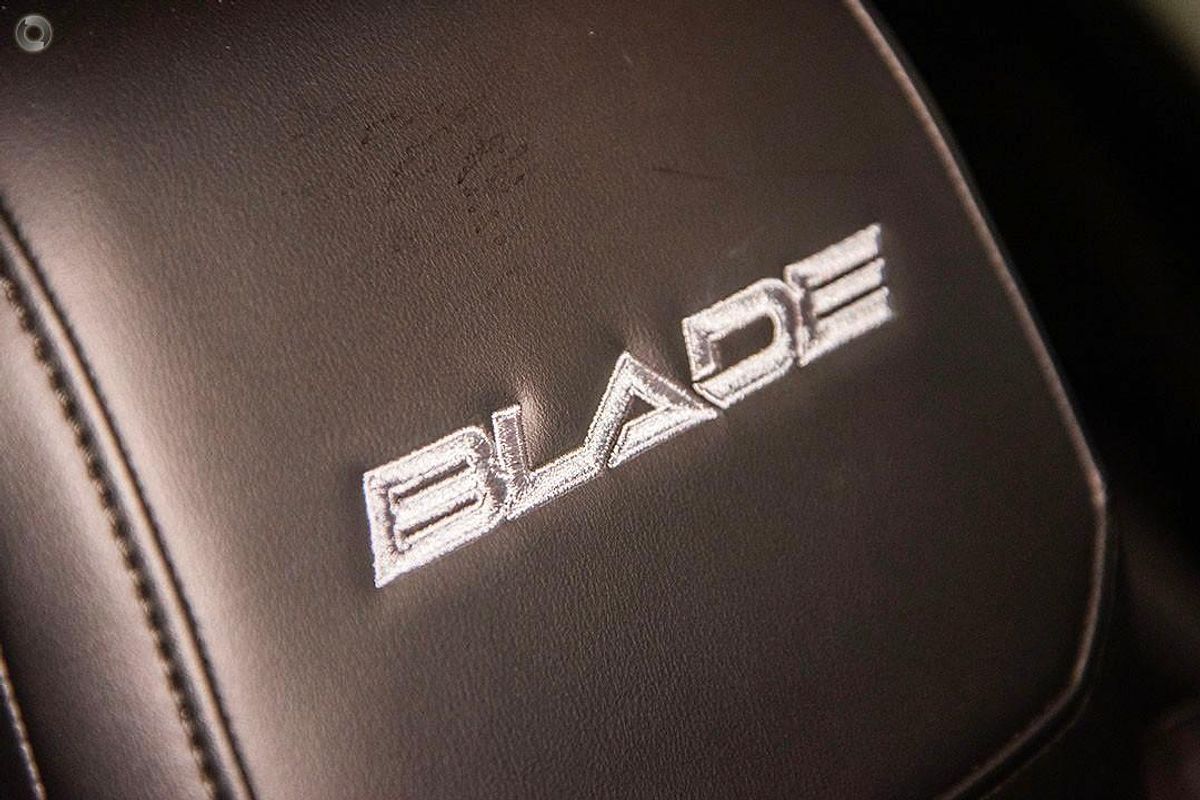 2025 Isuzu D-MAX BLADE 4X4