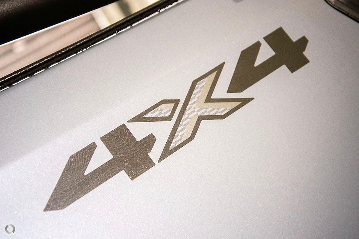 2025 Isuzu D-MAX BLADE 4X4