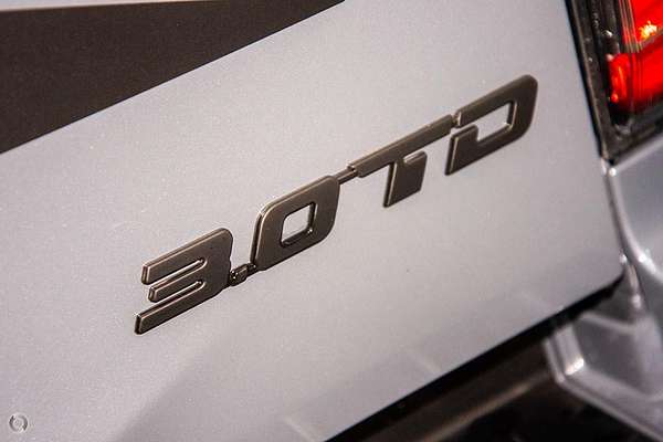 2025 Isuzu D-MAX BLADE 4X4