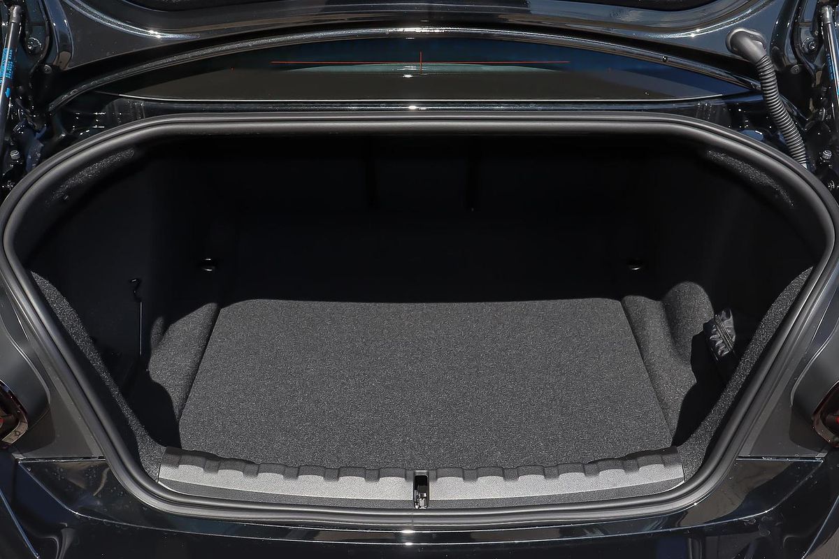 2025 BMW 2 Series M240i xDrive G42