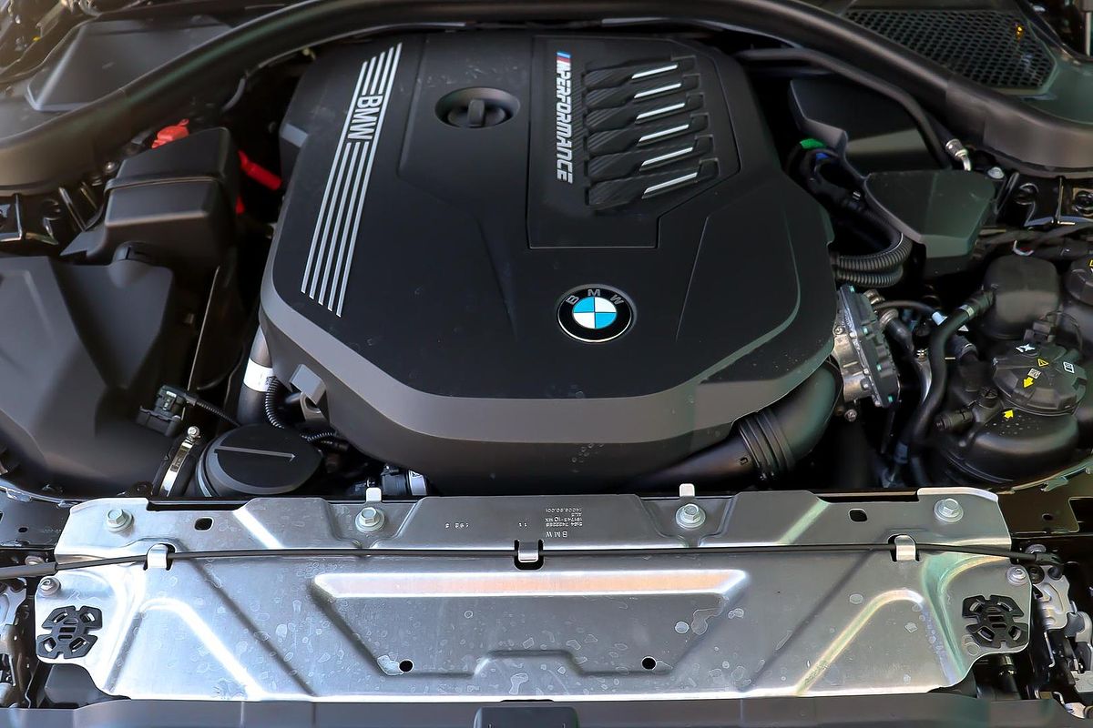 2025 BMW 2 Series M240i xDrive G42