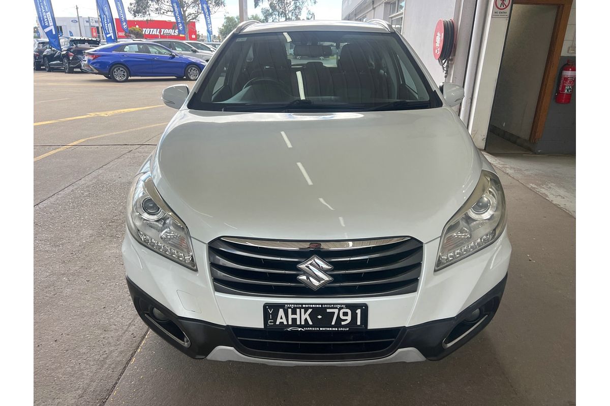2015 Suzuki S-Cross GLX JY