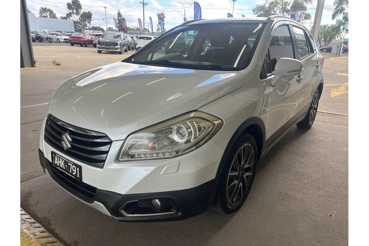 2015 Suzuki S-Cross GLX JY