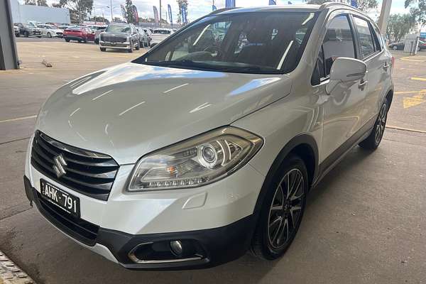 2015 Suzuki S-Cross GLX JY