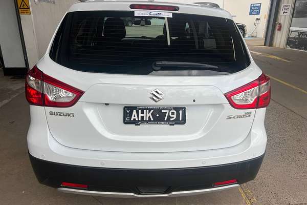 2015 Suzuki S-Cross GLX JY