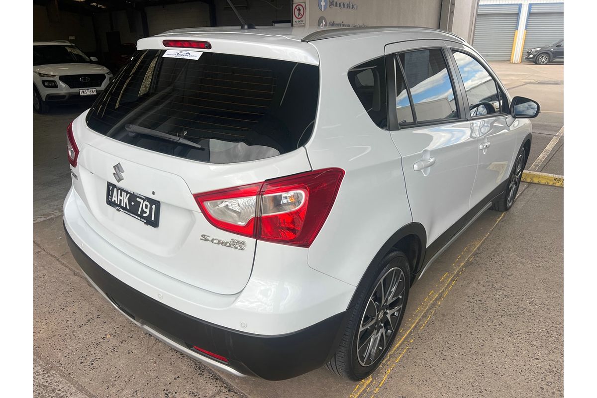 2015 Suzuki S-Cross GLX JY