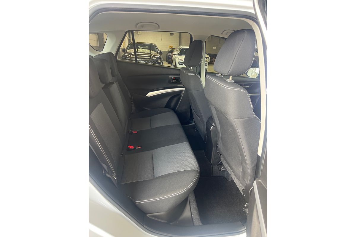 2015 Suzuki S-Cross GLX JY