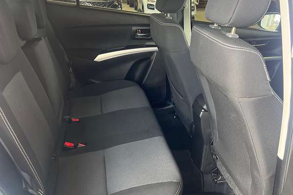 2015 Suzuki S-Cross GLX JY