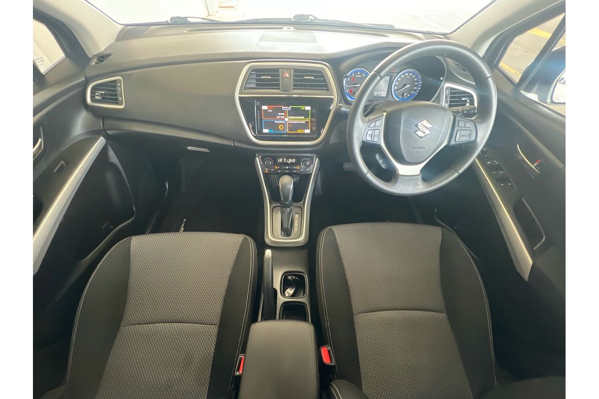 2015 Suzuki S-Cross GLX JY