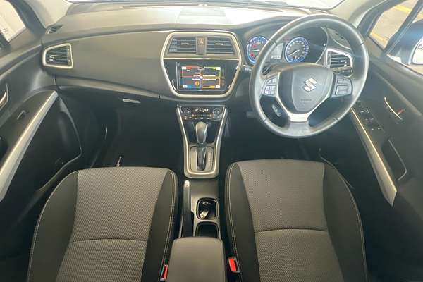 2015 Suzuki S-Cross GLX JY