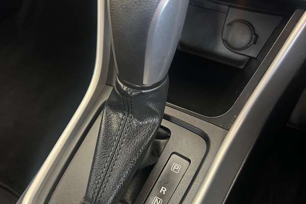 2015 Suzuki S-Cross GLX JY