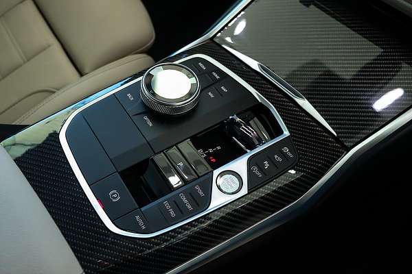 2025 BMW 3 Series M340i xDrive G20 LCI II