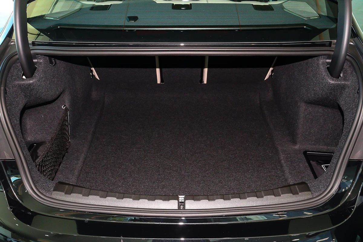 2025 BMW 3 Series M340i xDrive G20 LCI II