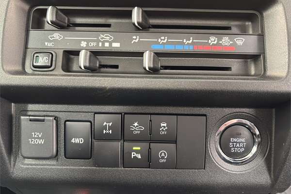 2024 Daihatsu Hijet Jumbo Extra 4WD