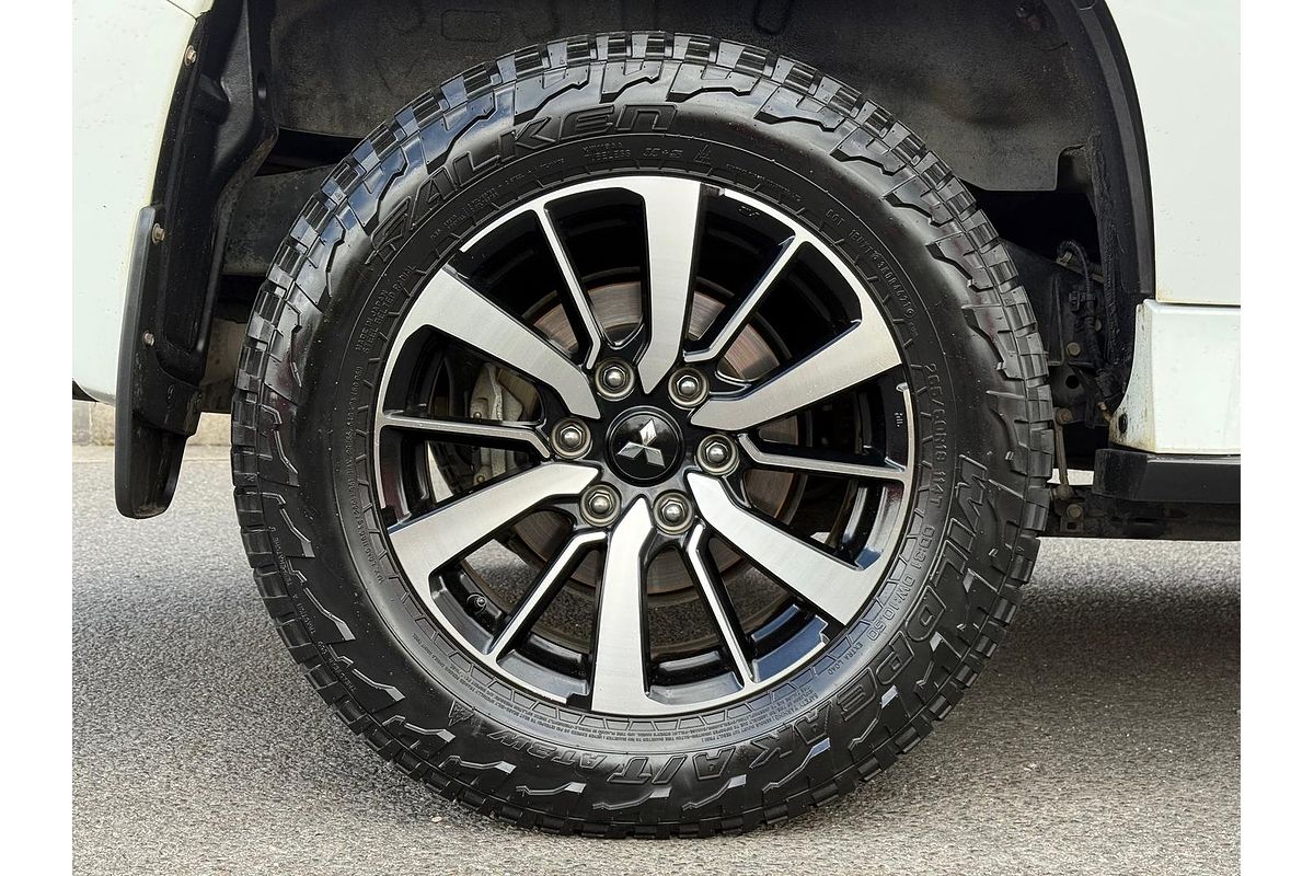 2019 Mitsubishi Pajero Sport Exceed QE