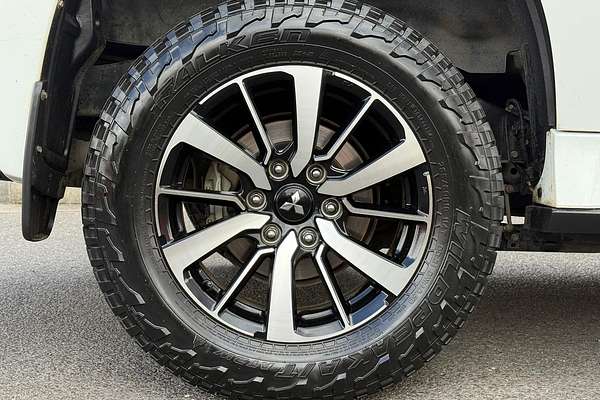 2019 Mitsubishi Pajero Sport Exceed QE