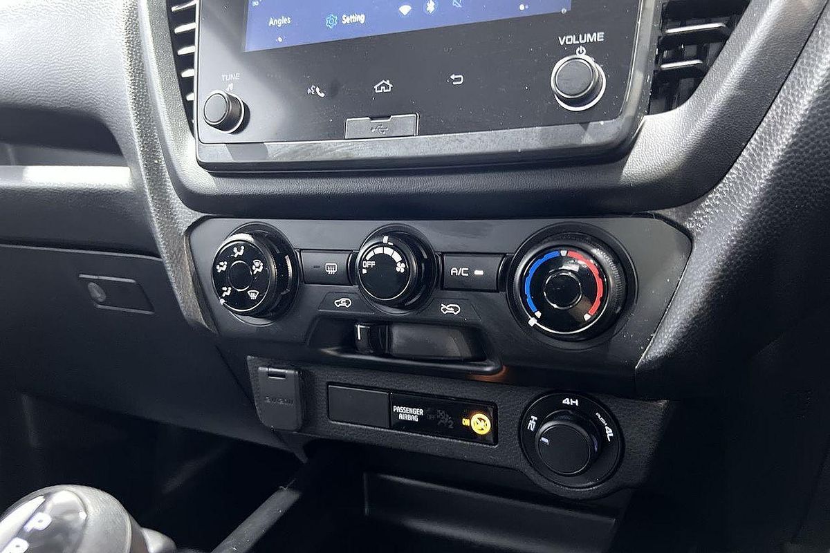 2024 Isuzu D-MAX SX  4X4