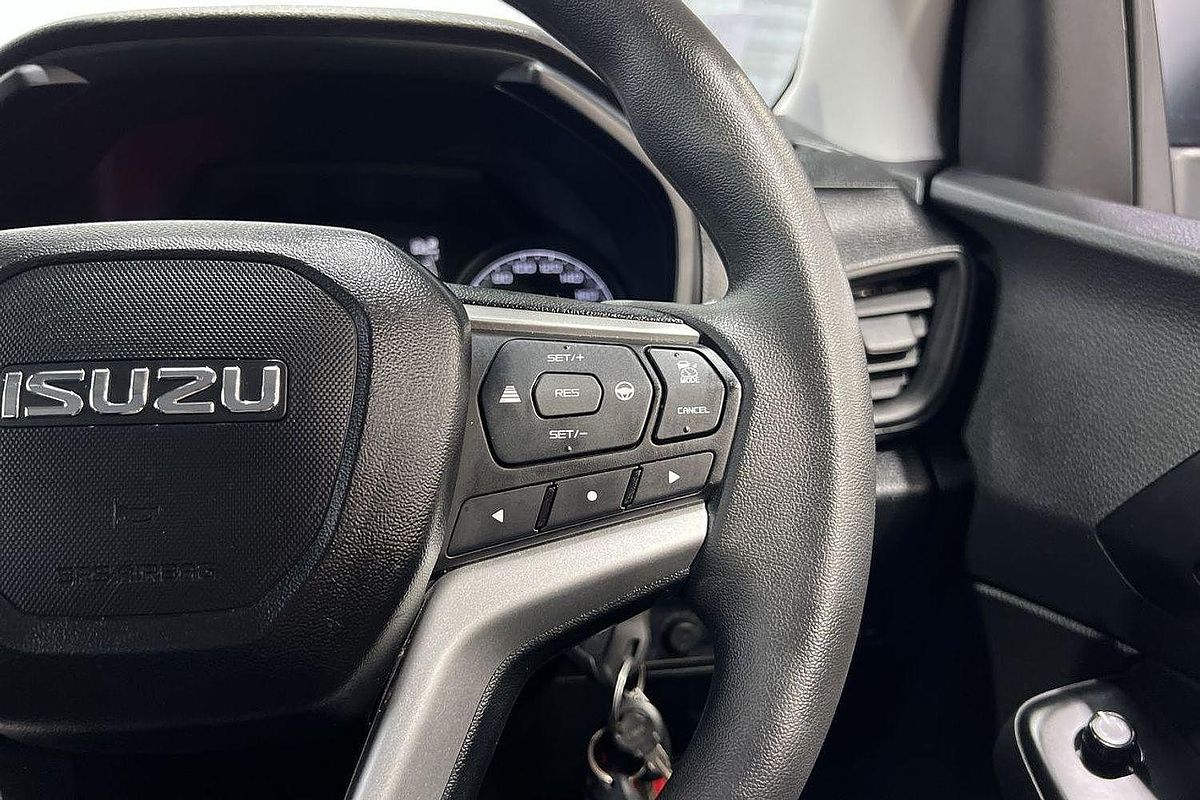 2024 Isuzu D-MAX SX  4X4