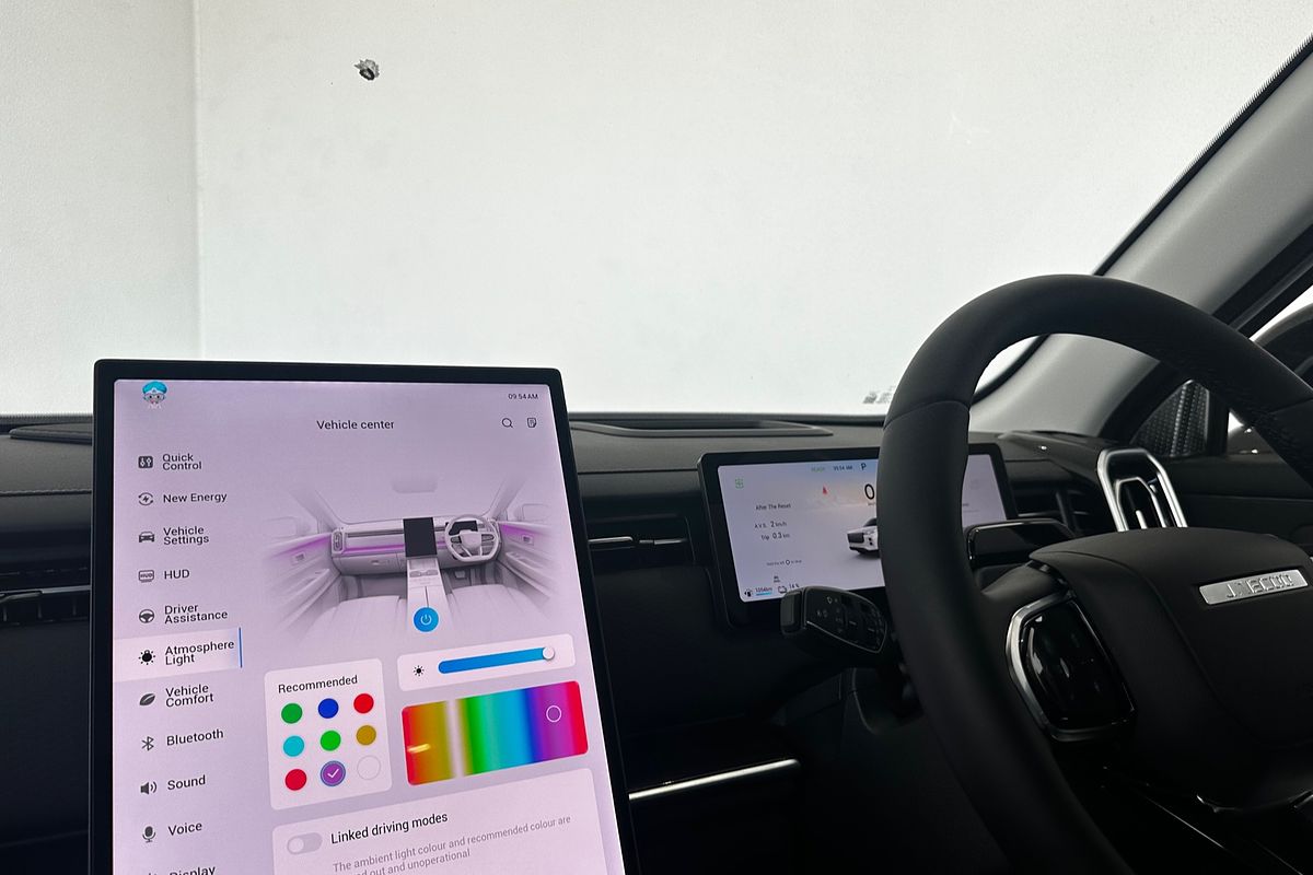 2025 Jaecoo J7 SHS Summit