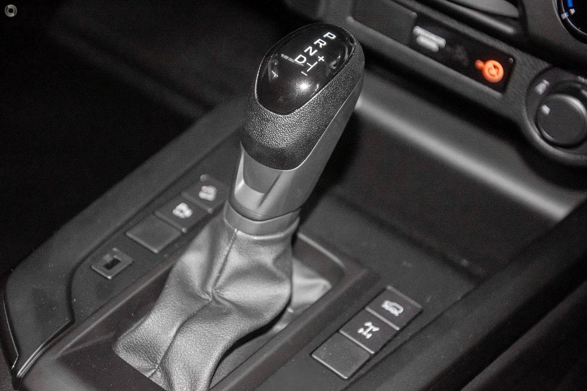 2025 Isuzu D-MAX X-RIDER 4X4