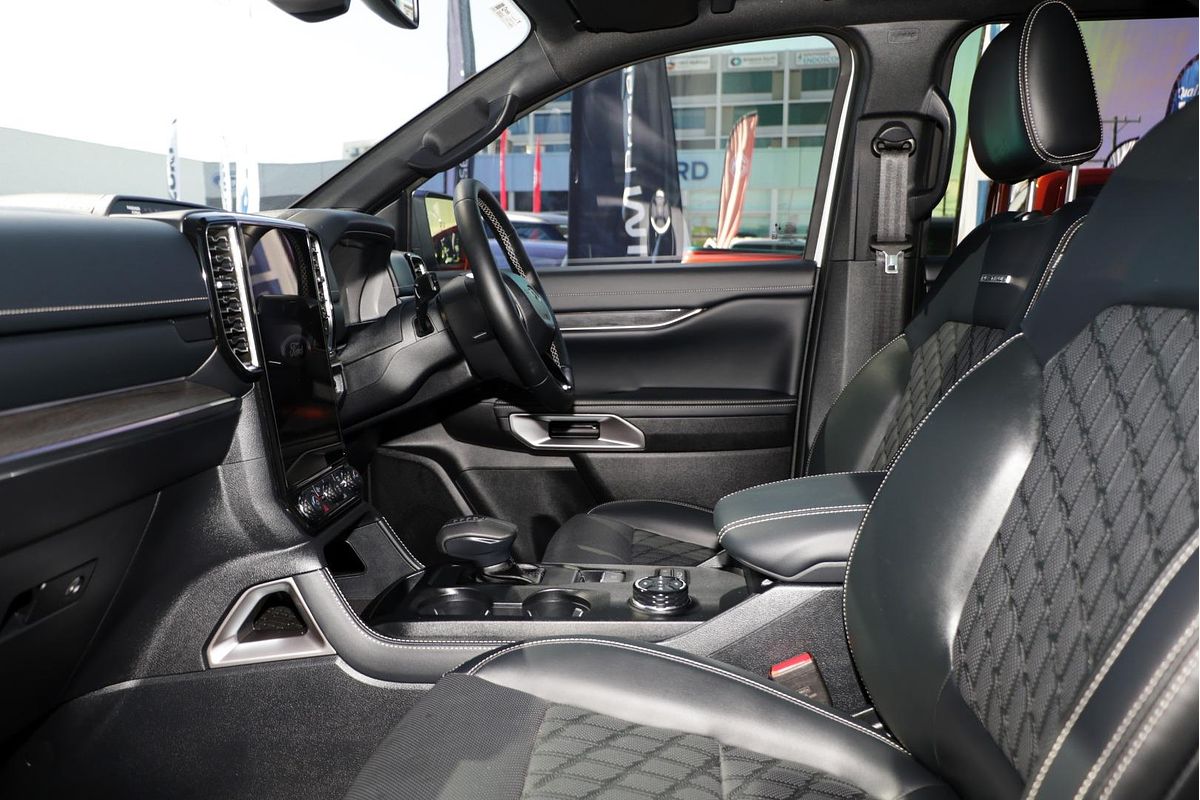 2024 Ford Everest Platinum 3.0L