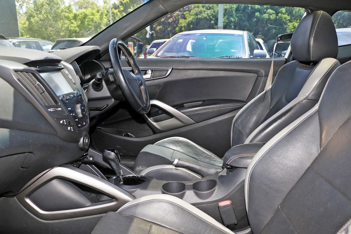 2015 Hyundai Veloster SR Turbo FS4 Series II