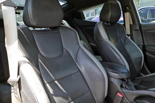 2015 Hyundai Veloster SR Turbo FS4 Series II