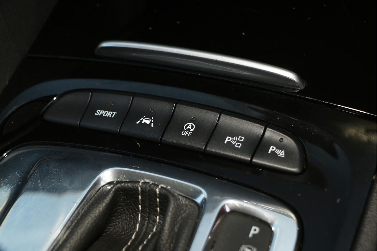 2019 Holden Commodore RS ZB