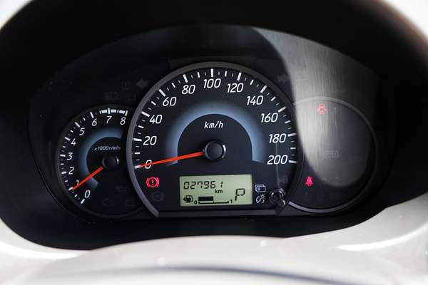 2021 Mitsubishi Mirage ES LB