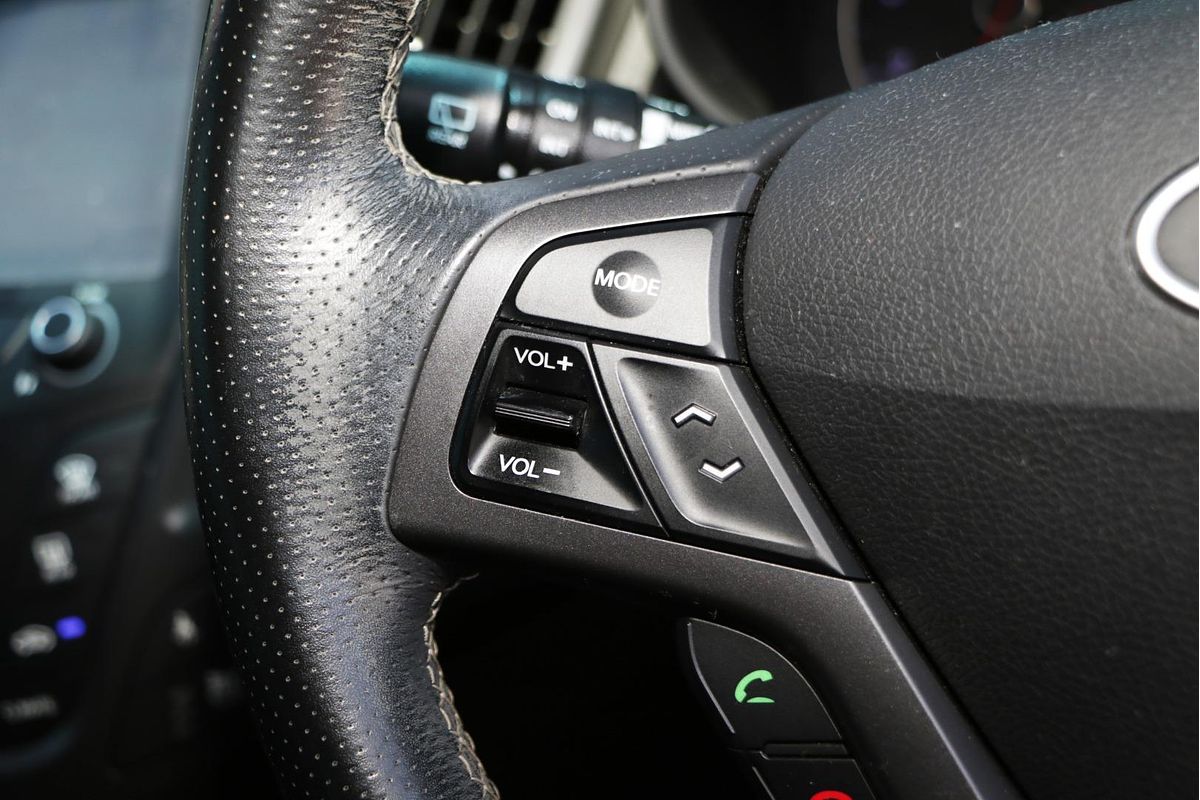 2015 Hyundai Veloster SR Turbo FS4 Series II