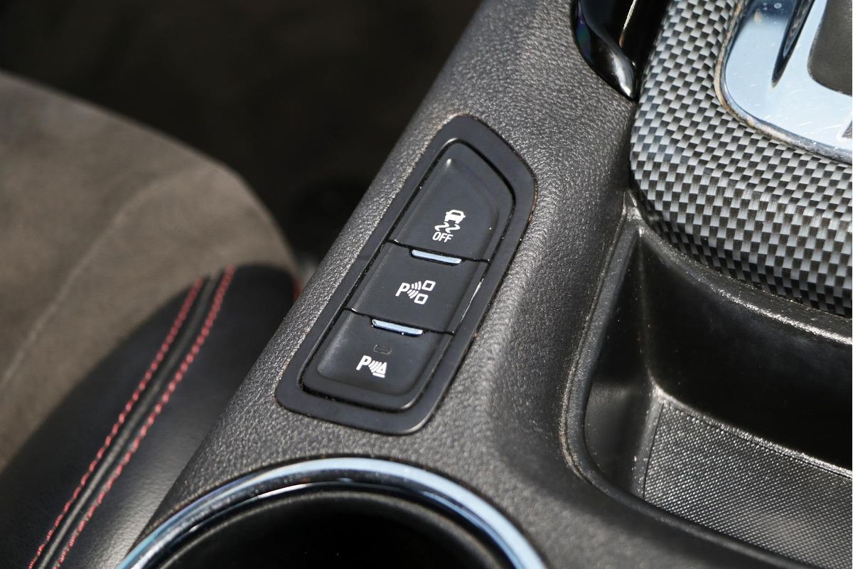 2015 Holden Commodore SV6 Storm VF