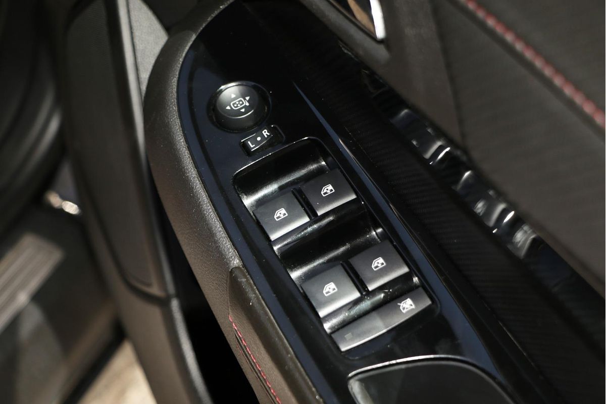 2015 Holden Commodore SV6 Storm VF