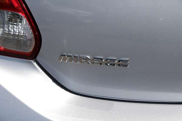 2021 Mitsubishi Mirage ES LB