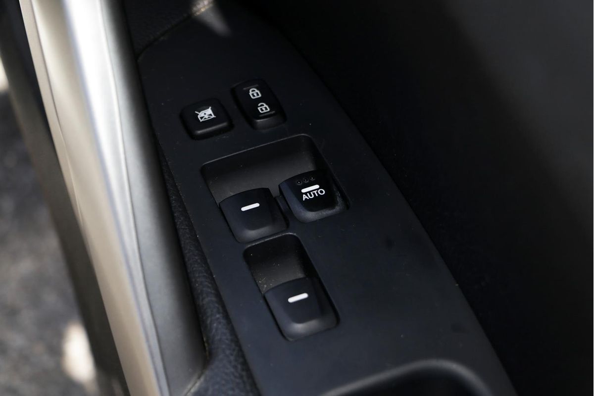 2015 Hyundai Veloster SR Turbo FS4 Series II