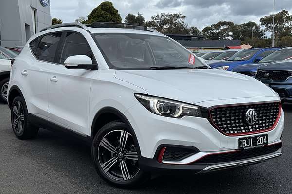 2020 MG ZS Essence AZS1