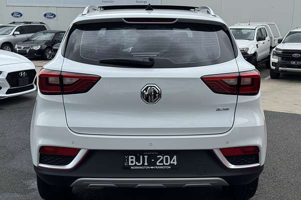 2020 MG ZS Essence AZS1